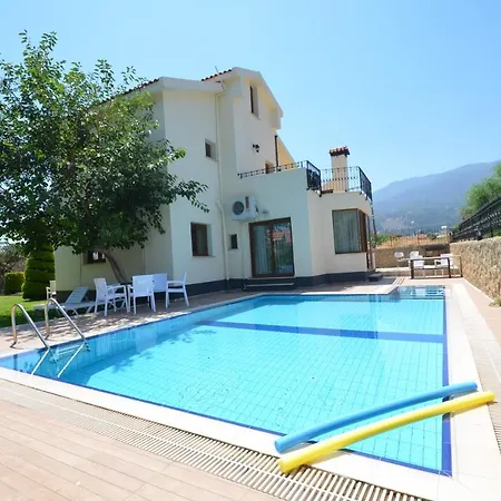 Manolya Garden Holiday home Lapithos (Northern Cyprus)